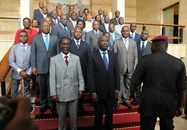 Gouvernement : voici la liste du gouvernement Aké N`Gbo